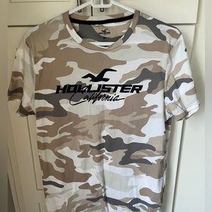 Hollister - short sleeve tee shirt- LOT OF 3